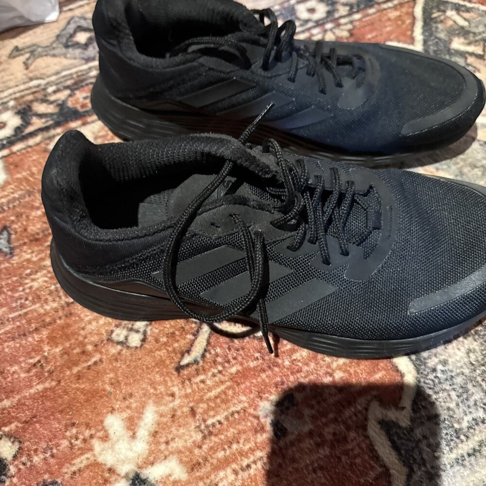 Men’s Adidas Motion Size 9 Running Shoes Good Condition - Picture 5 of 11